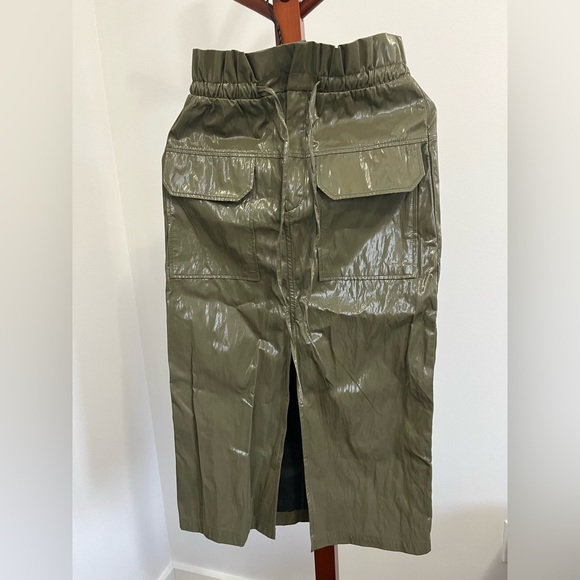 Zara Pleather Skirt Green - Picture 1 of 4